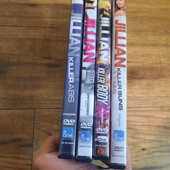 💙 Jillian Michael's work out DVD set - Picture 2 of 3